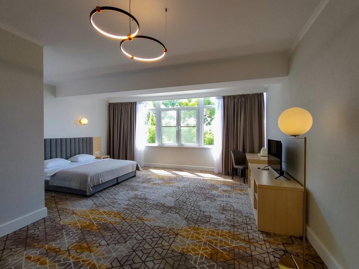 Hotel Citrus Gagra Extérieur photo