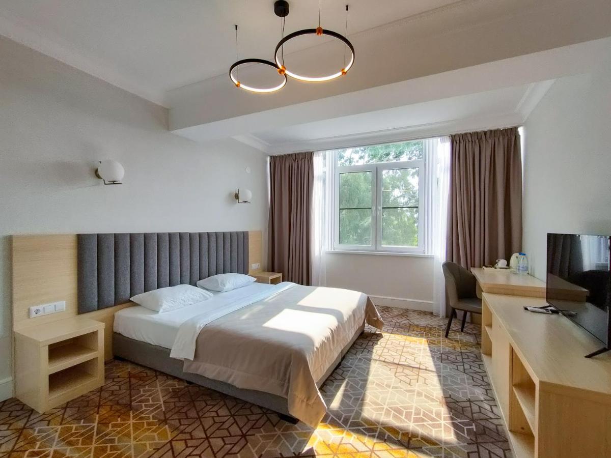 Hotel Citrus Gagra Extérieur photo
